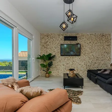 Darinka Villa
